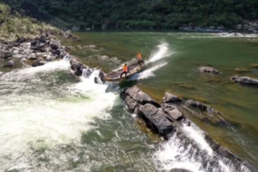 Quảng Bình khai thác du lịch đường sông