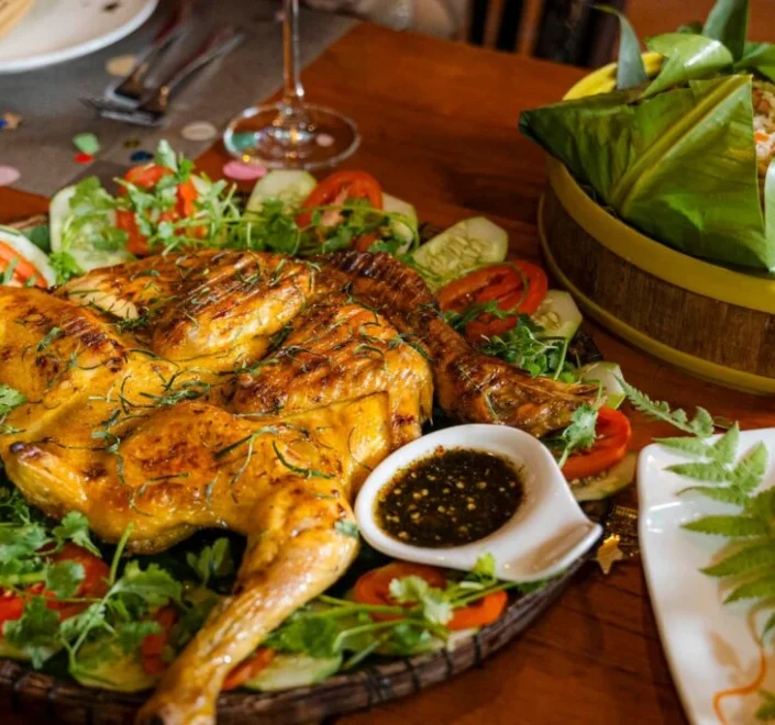 Đi ăn theo người bản địa: Những món nhất định phải thử tại các quán ăn vặt ở Quảng Bình