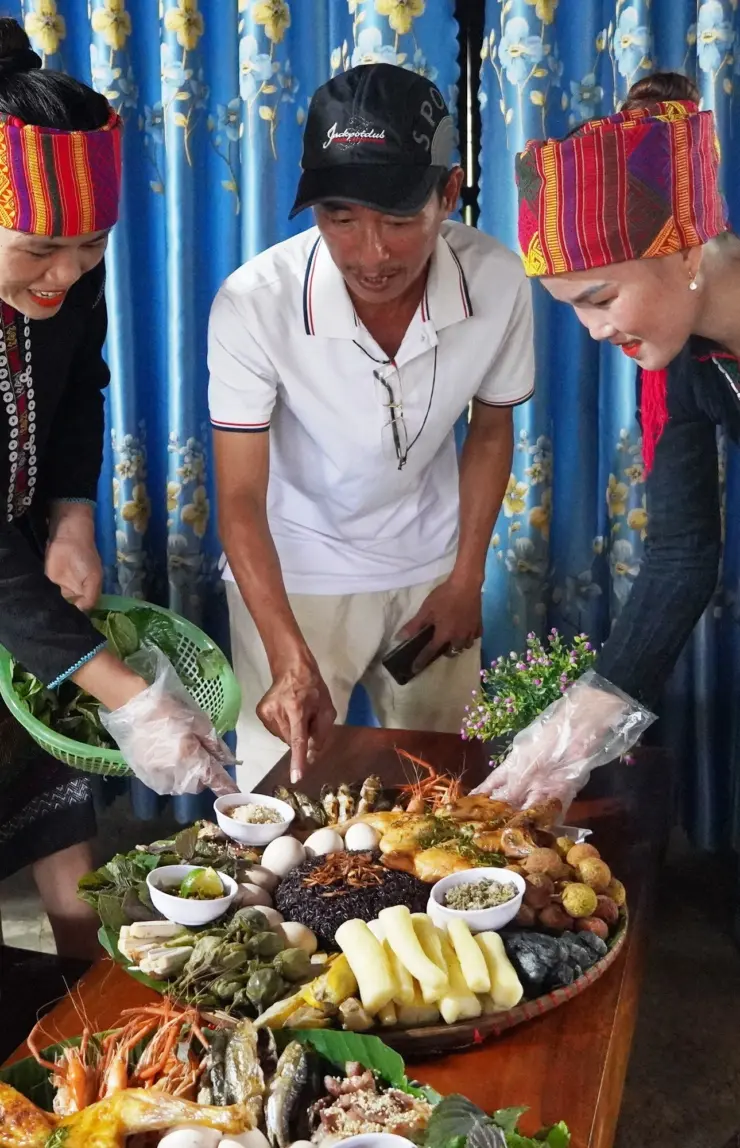Gắn kết cộng đồng: Hướng đi du lịch bền vững