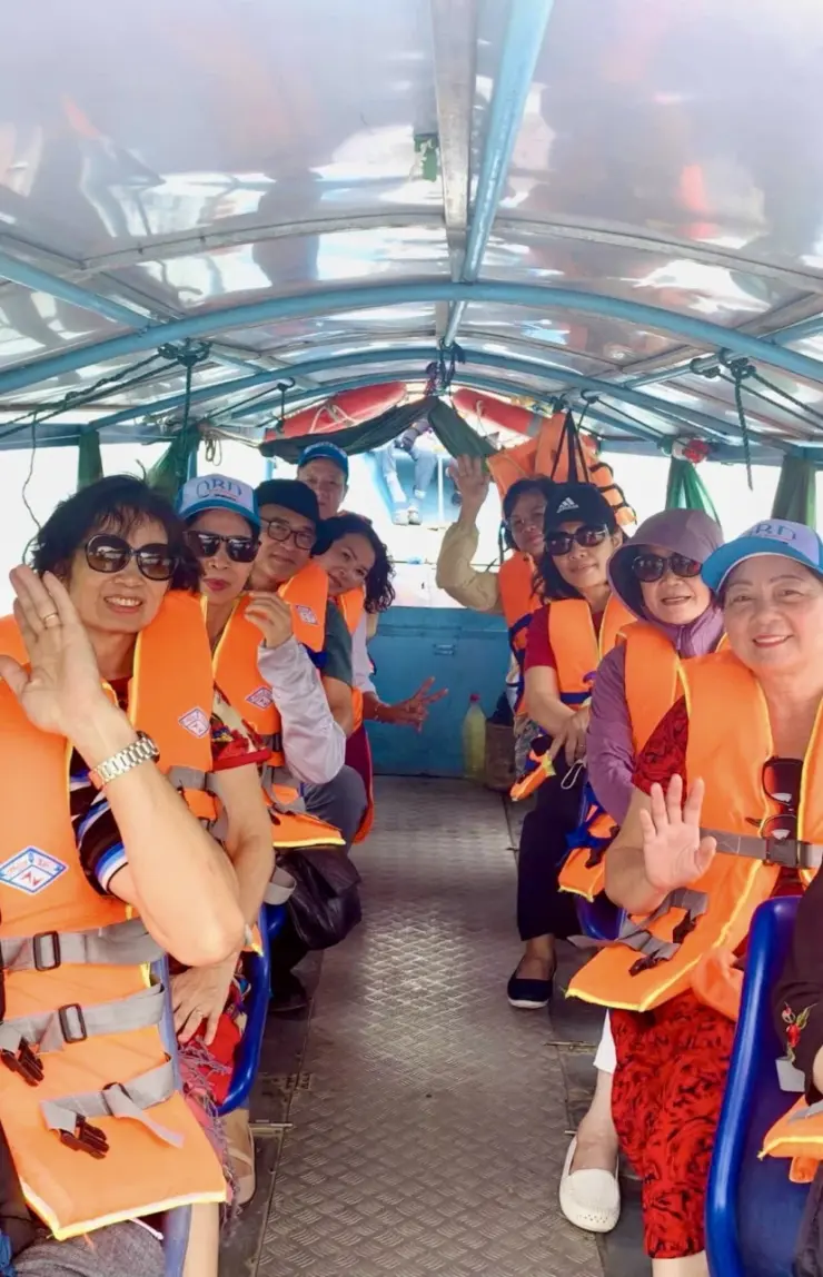 Hơn 400.000 lượt khách đến Phong Nha – Kẻ Bàng