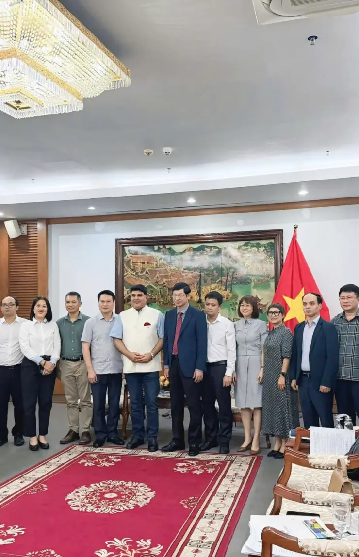 Đường lớn đã mở