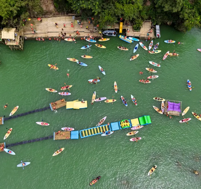 Cảnh sắc mùa xuân ở di sản thiên nhiên thế giới