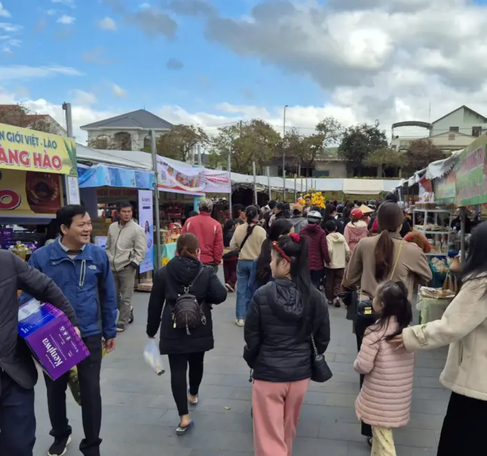 Sẽ tổ chức phố đi bộ và chợ phiên biên giới tại xã Lao Bảo dịp Tết Nguyên đán Bính Ngọ 2026