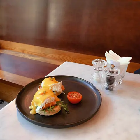 Top 15+ Quán Ăn Sáng Kiểu Tây Ngon, "chuẩn Vị" Nhất Sài Gòn Năm 2026: Từ Bistro Sang Trọng Đến Quán Vỉa Hè "bé Xíu" Đậm Đà Top 15+ Quán Ăn Sáng Kiểu Tây Ngon, "chuẩn Vị" Nhất Sài Gòn Năm 2026: Từ Bistro Sang Trọng Đến Quán Vỉa Hè "bé Xíu" Đậm Đà