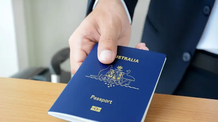 Hướng Dẫn Chi Tiết Thủ Tục Xin Visa Việt Nam Từ Úc Năm 2026: Các Loại Visa, Chi Phí, Quy Trình E-visa Và Lưu Ý Quan Trọng Hướng Dẫn Chi Tiết Thủ Tục Xin Visa Việt Nam Từ Úc Năm 2026: Các Loại Visa, Chi Phí, Quy Trình E-visa Và Lưu Ý Quan Trọng