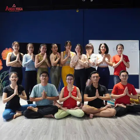 Aum Yoga Cần Thơ Ninh Kiều: Địa Chỉ Yoga Uy Tín, Chuyên Nghiệp Nhất Năm 2026 Tại Miền Tây