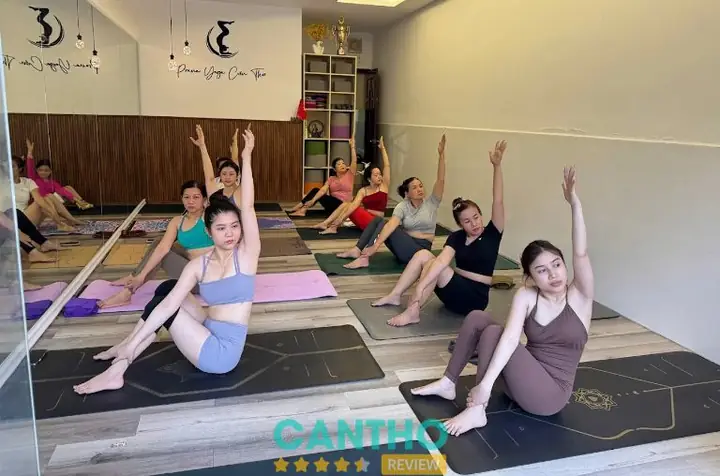 Aum Yoga Cần Thơ Ninh Kiều: Địa Chỉ Yoga Uy Tín, Chuyên Nghiệp Nhất Năm 2026 Tại Miền Tây