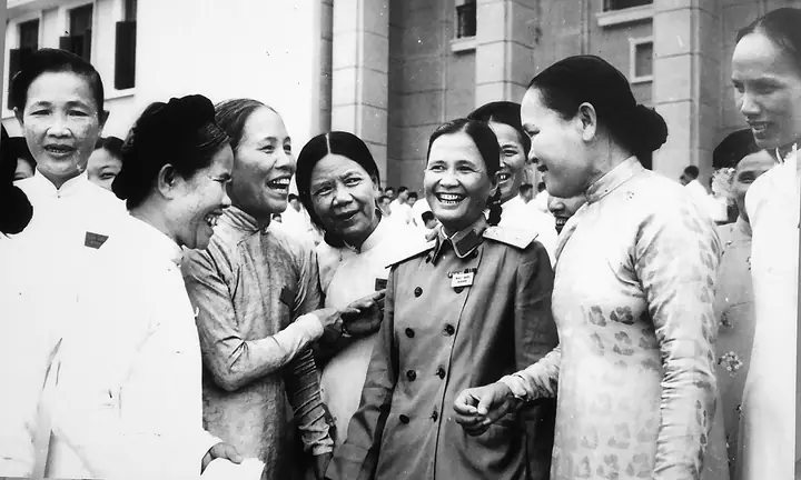Ba Ba Áo Quê Nguyễn Thị Thập: Hương Vị Cũ Giữa Sài Gòn Hiện Đại 2026 – Địa Chỉ "check-in" Văn Hóa Không Thể Bỏ Lỡ