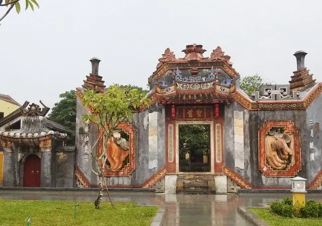 Cổng Bà Mụ Hội An: Kỳ Quan Kiến Trúc Độc Đáo Và Hành Trình Khám Phá Năm 2026