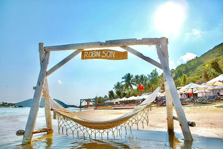 Top 10+ Bãi Biển Đẹp Nhất Nha Trang Năm 2026: Review Chi Tiết, Giá Vé, Kinh Nghiệm Đi Phê "chuẩn Không Cần Chỉnh"