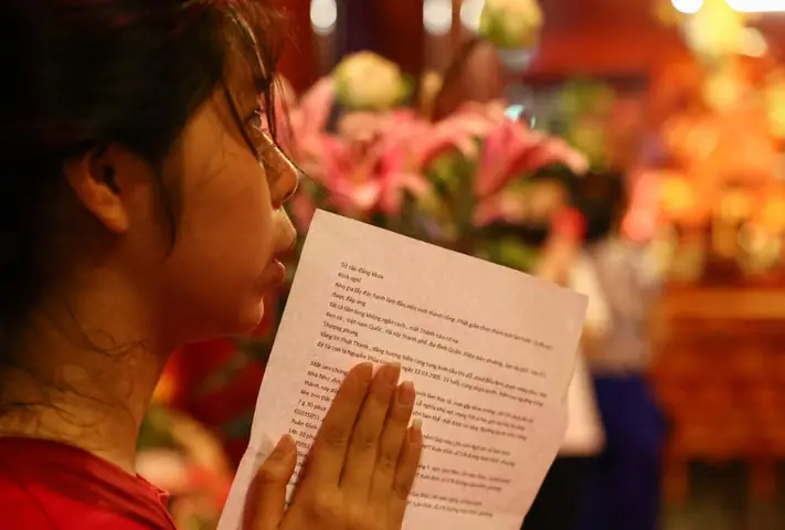 Bài Khấn Văn Miếu Quốc Tử Giám 2026: Toàn Bộ Nội Dung Chi Tiết, Ý Nghĩa Và Hướng Dẫn Lễ Phụng Súc Tín