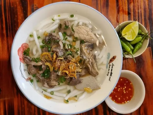 Bánh Canh Lòng Cá Trần Văn Ơn: Địa Chỉ "thánh" Gây Nghiện Ngay Lần Ăn Đầu Tiên Năm 2026 Bánh Canh Lòng Cá Trần Văn Ơn: Địa Chỉ "thánh" Gây Nghiện Ngay Lần Ăn Đầu Tiên Năm 2026