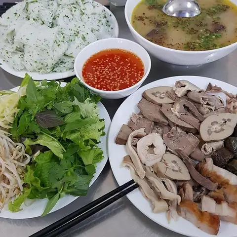 Bánh Hỏi Hồng Lĩnh Quy Nhơn 2026: Hương Vị Đặc Sản Biển Đêm Không Thể Bỏ Lỡ Khi Du Lịch Bình Định