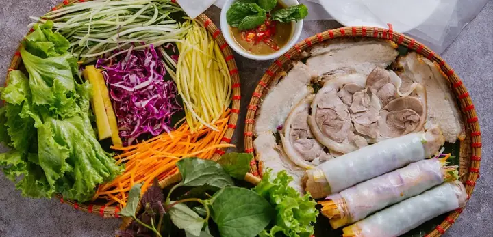 Bánh Tráng Cuốn Thịt Heo Mỹ Đình 2026: Địa Chỉ "thần Thánh", Giá Cả, Review Chi Tiết & Bí Quyết Ăn Ngon Nhất Bánh Tráng Cuốn Thịt Heo Mỹ Đình 2026: Địa Chỉ "thần Thánh", Giá Cả, Review Chi Tiết & Bí Quyết Ăn Ngon Nhất