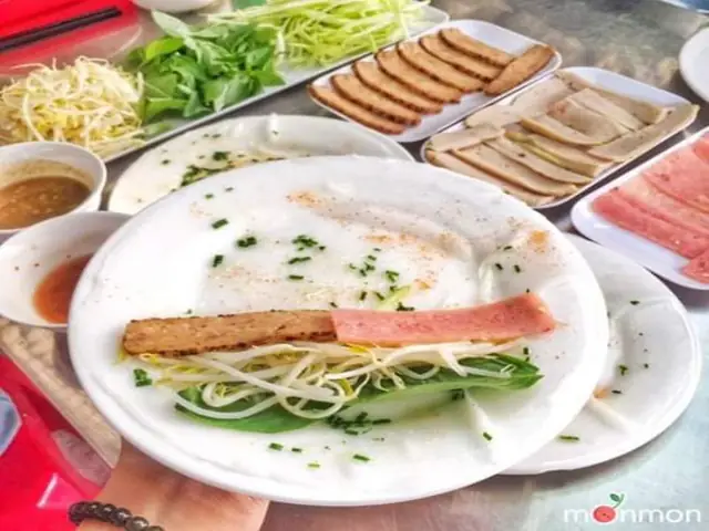 Bánh Ướt Chồng Dĩa Đà Lạt 2026: Hương Vị Đậm Đà Của Sương Mù, Bí Quyết Ăn Ngon & Top 5 Quán "chuẩn" Nhất Không Thể Bỏ Lỡ
