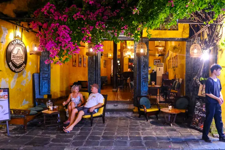 Top 15+ Quán Bar Hoi An Old Town Tốt Nhất Năm 2026: Review Chi Tiết, Giá Cả & Gợi Ý "nên Mua" Cho Du Khách