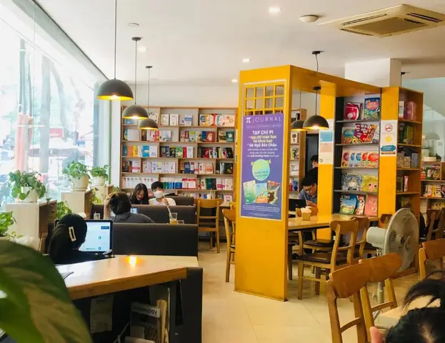 Biblio Cafe Sách Tôn Thất Tùng: Không Gian Văn Hóa Đặc Sắc Giữa Trái Tim Sài Gòn Năm 2026