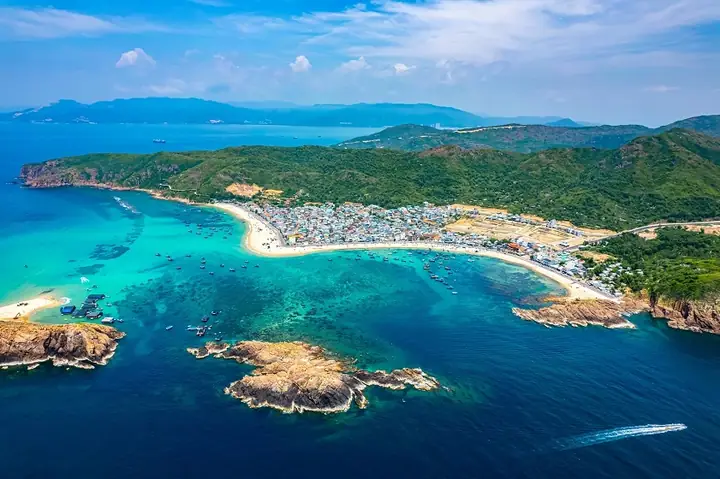 Biển Quy Nhơn Có Gì Đẹp? Top 15+ Địa Điểm "sống Ảo" & Trải Nghiệm Đẳng Cấp Nhất Năm 2026