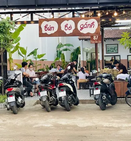 Top 10 Quán Bún Bò Gánh Ngon, Sành Ăn, Giá Hời Tại TP.HCM Năm 2026: Địa Chỉ "chuẩn Vị Huế" Không Thể Bỏ Lỡ Top 10 Quán Bún Bò Gánh Ngon, Sành Ăn, Giá Hời Tại TP.HCM Năm 2026: Địa Chỉ "chuẩn Vị Huế" Không Thể Bỏ Lỡ