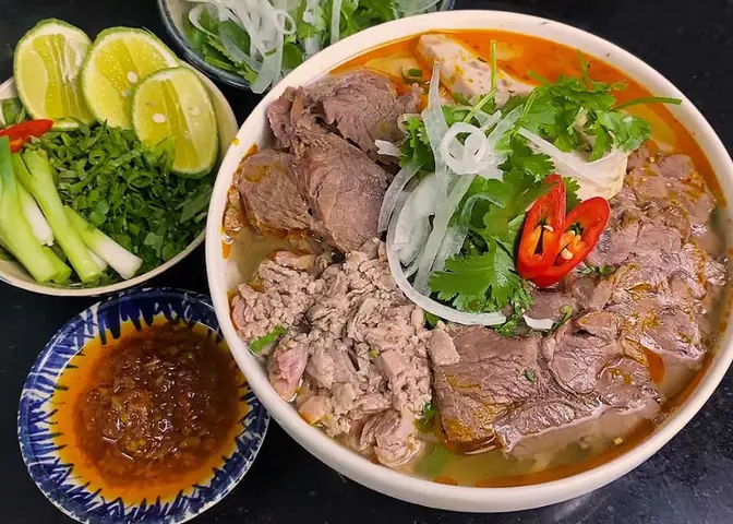 Top 10 Quán Bún Bò Gánh Ngon, Sành Ăn, Giá Hời Tại TP.HCM Năm 2026: Địa Chỉ "chuẩn Vị Huế" Không Thể Bỏ Lỡ Top 10 Quán Bún Bò Gánh Ngon, Sành Ăn, Giá Hời Tại TP.HCM Năm 2026: Địa Chỉ "chuẩn Vị Huế" Không Thể Bỏ Lỡ