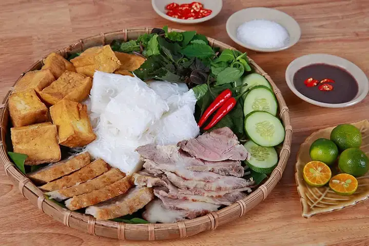 Bún Đậu Mắm Tôm Lộc Vừng: Hành Trình Của Một "quốc Hồn" Ăn Vặt Từ Phố Cổ Ra Tầm Quốc Tế Năm 2026 Bún Đậu Mắm Tôm Lộc Vừng: Hành Trình Của Một "quốc Hồn" Ăn Vặt Từ Phố Cổ Ra Tầm Quốc Tế Năm 2026
