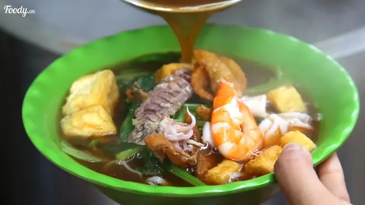 Bún Thái Hải Sản Ngũ Xã 2026: Địa Chỉ "chuẩn Vị" Gây Nghiện, Review Chi Tiết Giá - Menu - Trải Nghiệm Thực Tế