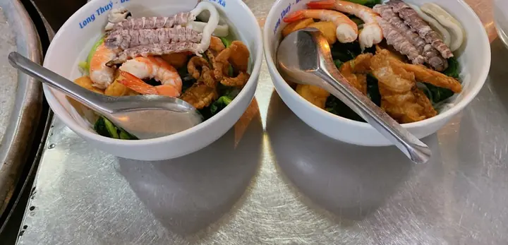 Bún Thái Hải Sản Ngũ Xã 2026: Địa Chỉ "chuẩn Vị" Gây Nghiện, Review Chi Tiết Giá - Menu - Trải Nghiệm Thực Tế