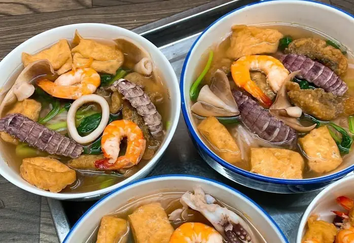 Bún Thái Hải Sản Ngũ Xã 2026: Địa Chỉ "chuẩn Vị" Gây Nghiện, Review Chi Tiết Giá - Menu - Trải Nghiệm Thực Tế
