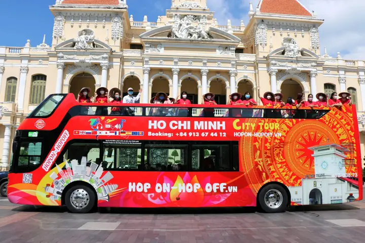 Xe Khách Huế - TP.HCM 2026: Vé Giá Rẻ, Lịch Chạy Mới Nhất, Review Ghế Nằm & Mẹo Đặt Cho Hành Trình An Toàn