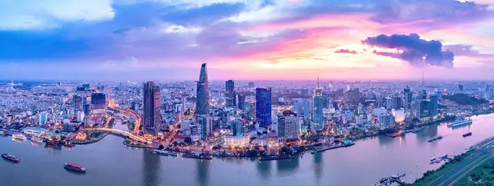 Xe Khách Huế - TP.HCM 2026: Vé Giá Rẻ, Lịch Chạy Mới Nhất, Review Ghế Nằm & Mẹo Đặt Cho Hành Trình An Toàn