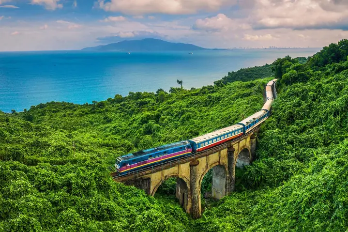 Ca Dao Về Đèo Hải Vân: Hồn Thơ Của Non Nước, Tiếng Hát Của Thời Gian (tập Thành 2026)