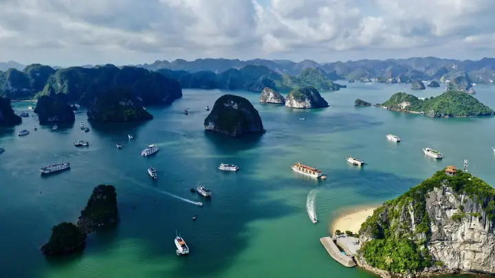 Ca Dao Về Vịnh Hạ Long: Di Sản Văn Hóa Bất Tử Qua Thời Gian Và Giá Trị Sống Còn Năm 2026