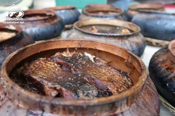 Cá Kho Làng Vũ Đại Hoàng Thơ 2026: Hương Vị Truyền Thống, Quy Trình Chuẩn Xứ, Giá Cả & Địa Chỉ Mua Uy Tín Nhất Hiện Nay