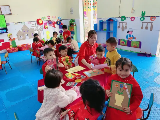 Các Hoạt Động Ngày 8/3 Năm 2026: Xu Hướng Mới, Ý Tưởng Sáng Tạo Và Kế Hoạch Chi Tiết Cho Doanh Nghiệp, Tổ Chức Và Gia Đình