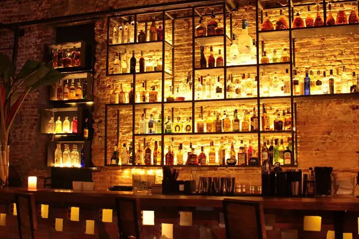 Top 15+ Quán Pub Hồ Tây Nổi Bật Nhất Năm 2026: Địa Chỉ "chill" Chất Lượng, View Đẹp, Giá Hợp Lý