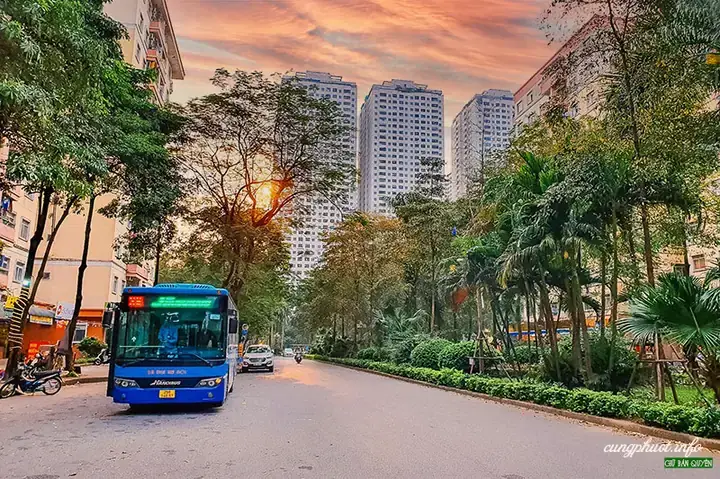 Tổng Hợp Chi Tiết Các Tuyến Xe Buýt Qua Mê Linh Plaza Hà Nội 2026: Lộ Trình, Giá Vé, Thời Gian Chạy Và Mẹo Di Chuyển Thông Minh