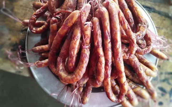Cách Ăn Lạp Xưởng Hun Khói Ngon Đúng Chuẩn, Bí Quyết Chế Biến Đa Dạng Cập Nhật 2026