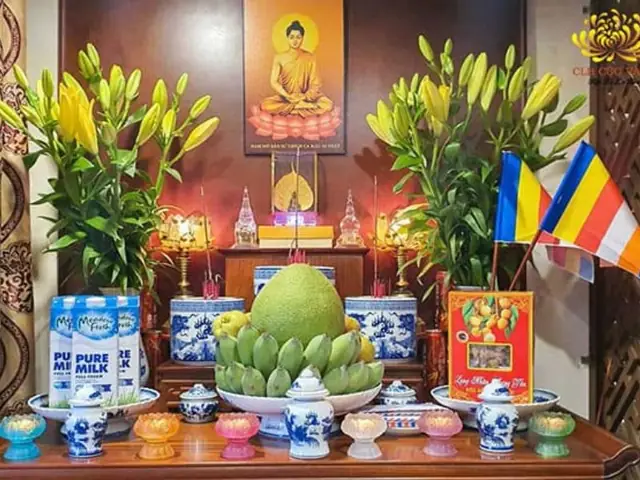Cách Đặt Mâm Ngũ Quả Trên Bàn Thờ Chuẩn Chỉ, Đúng Phong Thủy Năm 2026: Ý Nghĩa, Sắp Xếp Và Những Lưu Ý Cấm Kỵ Cần Biết