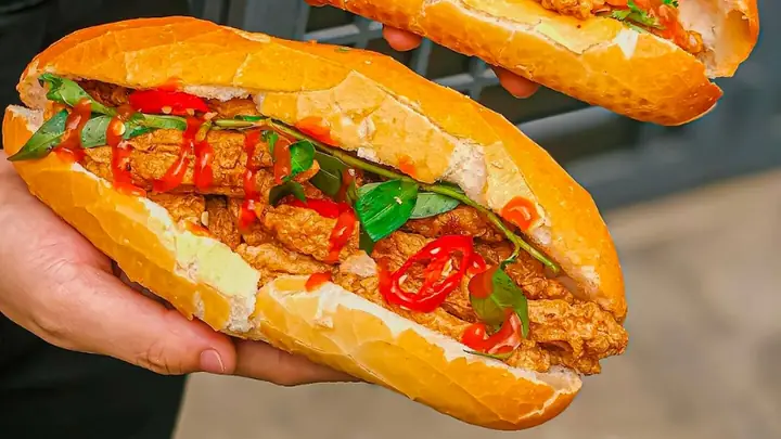 Cách Làm Bánh Mì Chả Cá Nóng Giòn Rụm, Béo Ngậy Chuẩn Vị Hải Phòng Tại Nhà Năm 2026