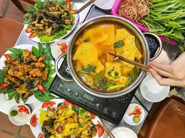 Cách Làm Lẩu Ếch Miền Bắc Chuẩn Vị Quán: Bí Quyết Nấu Nước Dùng Trong Vắt, Thịt Ếch Giòn Ngọt Cập Nhật 2026