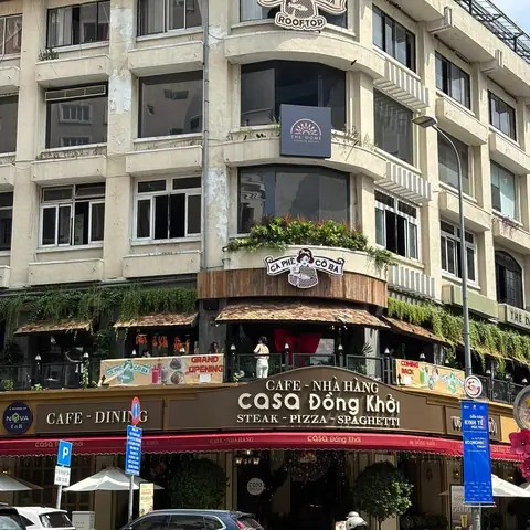 Cafe Cô Ba Sài Gòn Đồng Khởi 2026: Địa Chỉ "check-in" Dinh Dự, Hương Vị Cà Phê Truyền Thống Gây Nhớ Ở Tim Thành Phố