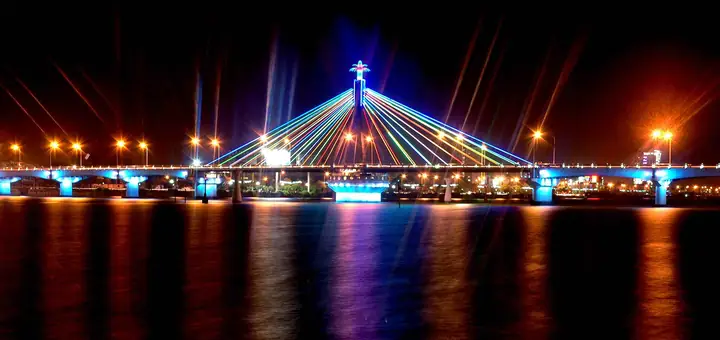 Cầu Quay Sông Hàn Đà Nẵng 2026: Lịch Mở Cửa Mới Nhất, Hướng Dẫn Du Lịch Chi Tiết & Những Trải Nghiệm "check-in" Không Thể Bỏ Lỡ