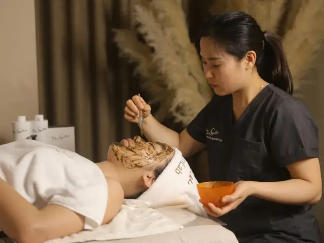 Chăm Sóc Da Mụn Tại Spa Năm 2026: Xu Hướng Mới, Công Nghệ Đỉnh Cao & Bí Quyết Chọn Địa Chỉ Uy Tín Không Lo Tái Phát