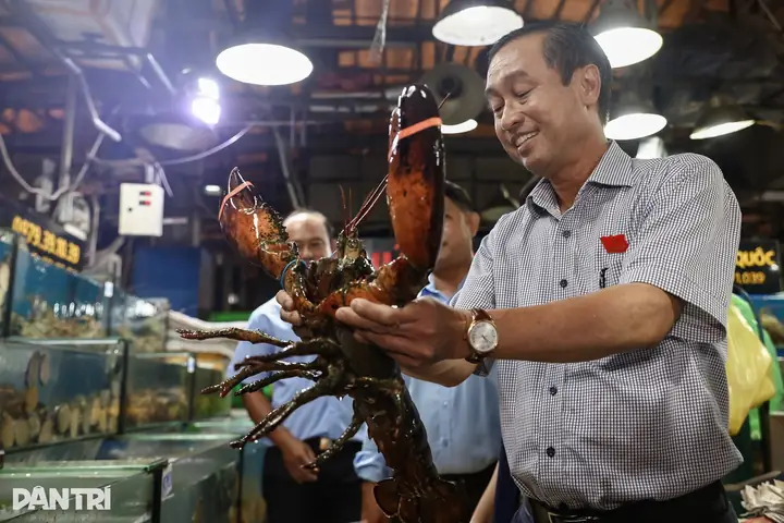Top 7 Chợ Đầu Mối Hải Sản TPHCM 2026: Giá Tốt, Tươi Sống, Uy Tín – Review Chi Tiết Địa Chỉ, Giờ Mở Cửa, Kinh Nghiệm Mua Sắm "chuẩn Không Cần Chỉnh"