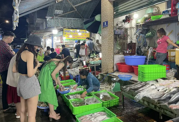 Top 10 Chợ Hải Sản Rẻ Ở Sài Gòn 2026: Địa Chỉ "chân Ái" Mua Tươi Sống, Giá Sàn, Không Lo Bị "chặt Chém"