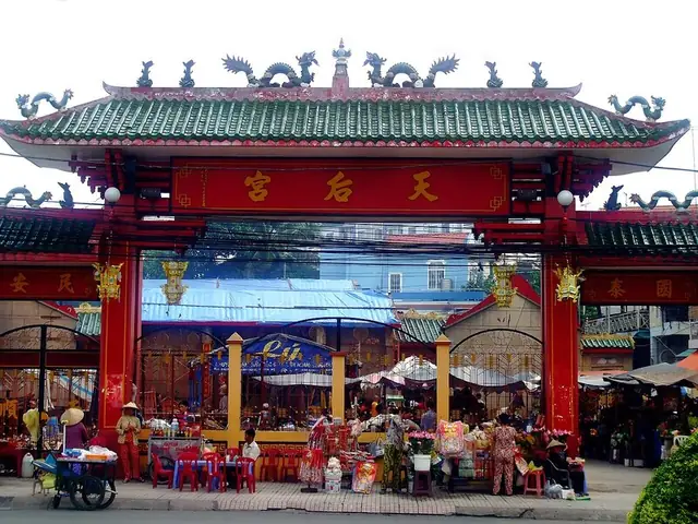 Top 10 Chùa Linh Thiêng Ở Bình Dương Năm 2026: Địa Điểm Cầu An, Cầu Tài, Cầu Lộc Phổ Biến Nhất