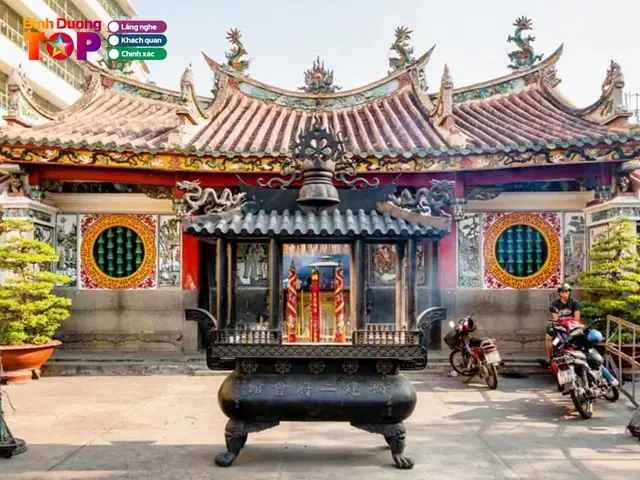 Top 10 Chùa Linh Thiêng Ở Bình Dương Năm 2026: Địa Điểm Cầu An, Cầu Tài, Cầu Lộc Phổ Biến Nhất