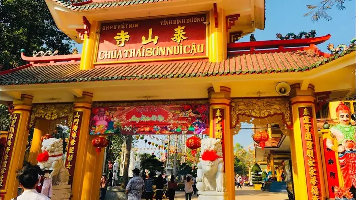 Chùa Thái Sơn Núi Cậu Tây Ninh: Hành Trình Tâm Linh Đỉnh Cao Năm 2026 – Lịch Sử, Kiến Trúc, Hướng Dẫn Đi Lại Chi Tiết Nhất Chùa Thái Sơn Núi Cậu Tây Ninh: Hành Trình Tâm Linh Đỉnh Cao Năm 2026 – Lịch Sử, Kiến Trúc, Hướng Dẫn Đi Lại Chi Tiết Nhất