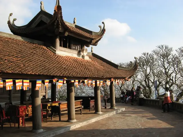 Chùa Trình Yên Tử Quảng Ninh: Hướng Dẫn Du Lịch Tâm Linh Toàn Diện Nhất Năm 2026