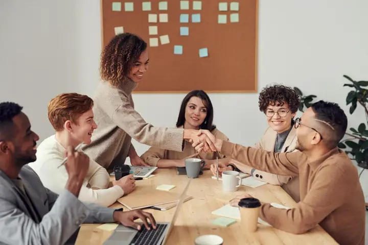 Cách Nói "chúc Bạn Làm Việc Vui Vẻ" Bằng Tiếng Anh Chuẩn Native Speaker Năm 2026: Từ Cơ Bản Đến Nâng Cao, Phù Mọi Tình Huống Cách Nói "chúc Bạn Làm Việc Vui Vẻ" Bằng Tiếng Anh Chuẩn Native Speaker Năm 2026: Từ Cơ Bản Đến Nâng Cao, Phù Mọi Tình Huống